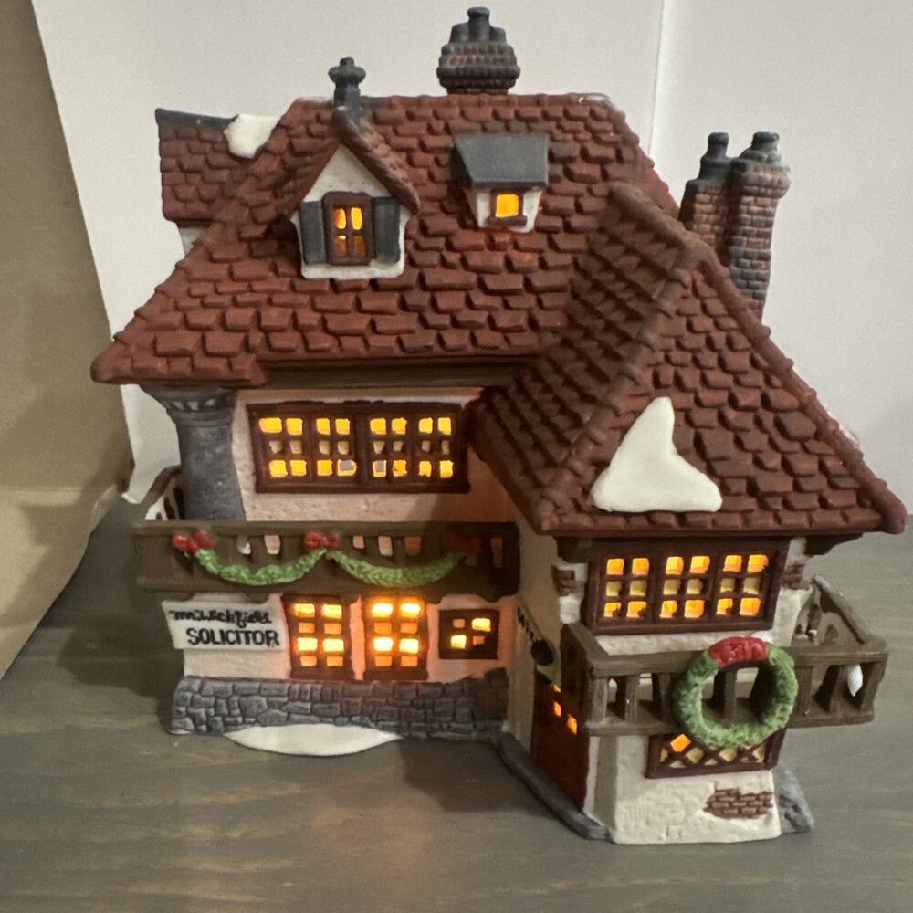 Department 56 Dickens' Village -David Copperfield-Mr. Wickfield Solicitor Light